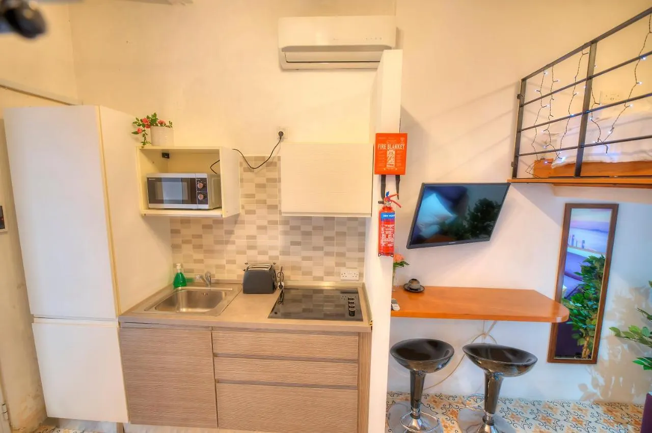 Apartamento Cozy & Cute Studio In The Heart Of Valletta Goval-2 0*,